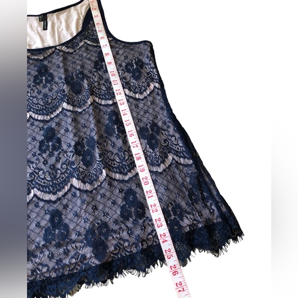 Lace Tank Top - Picture 4 of 7